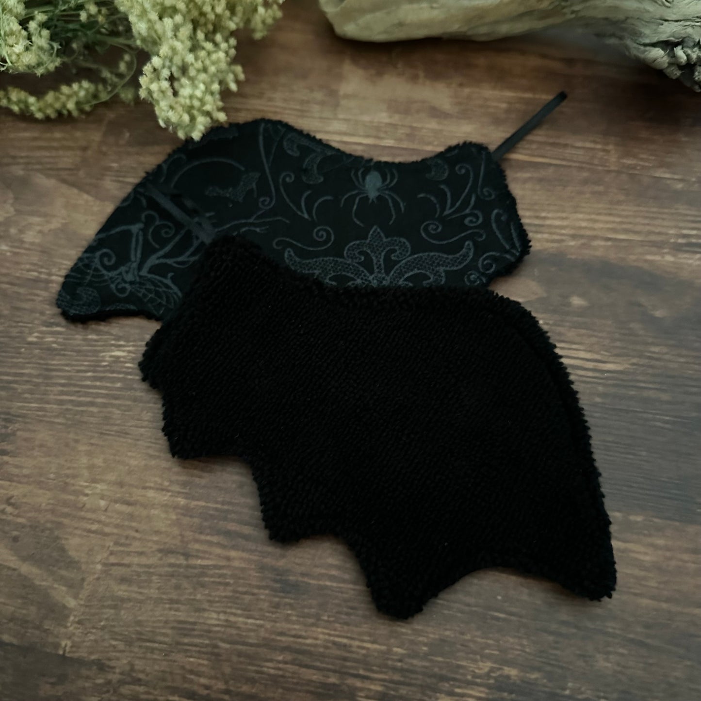 Abschminkpads Fledermaus Gothic Darkness waschbare Reinigungspads 2er-Set
