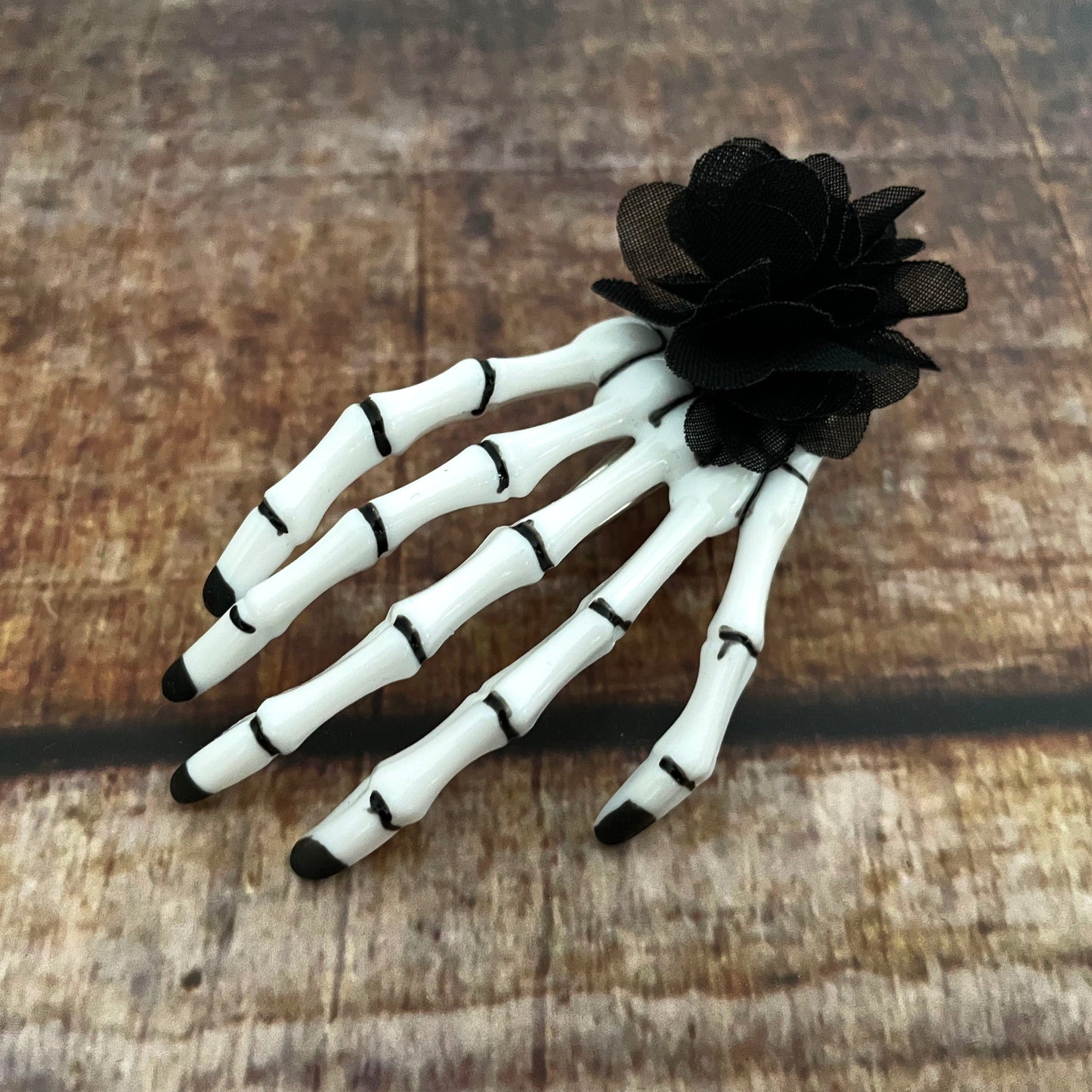Haarspange Skeletthand Haarclip Blüte gothic