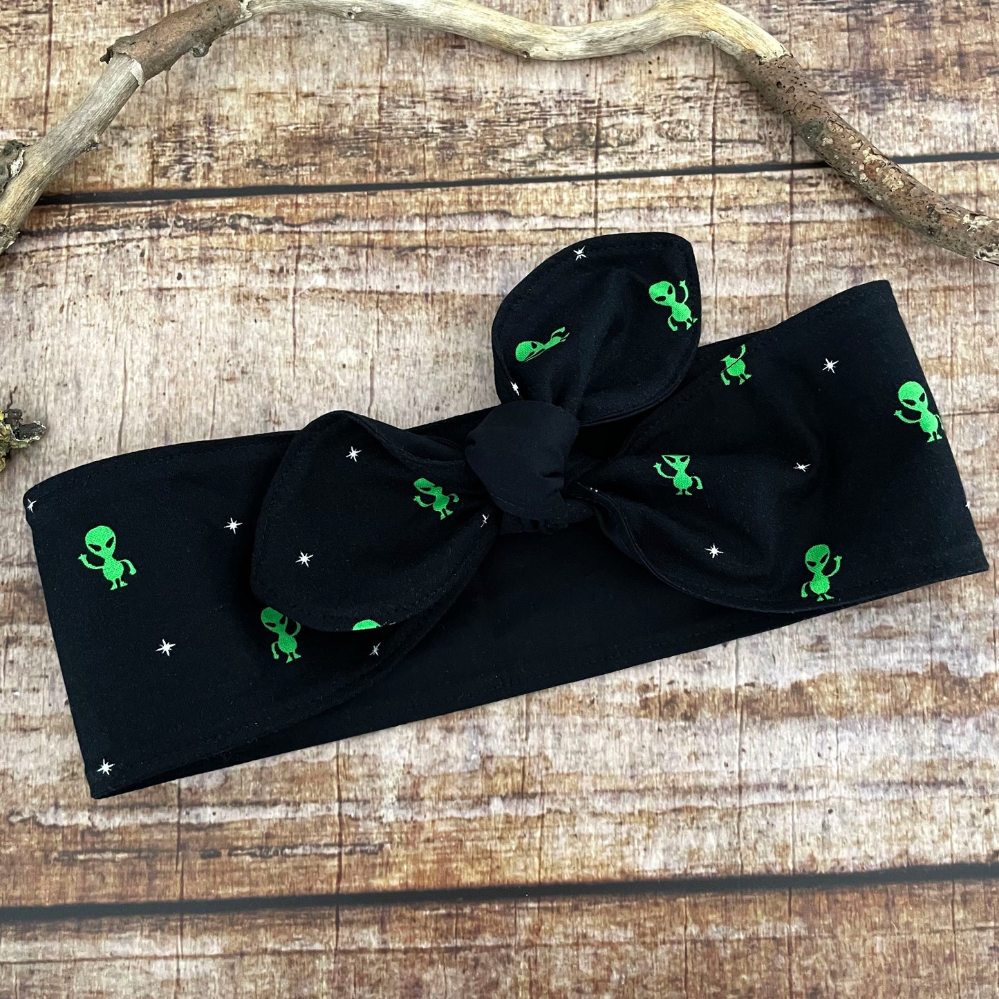 Haarband Rockabilly Alien Bandana schwarz grün