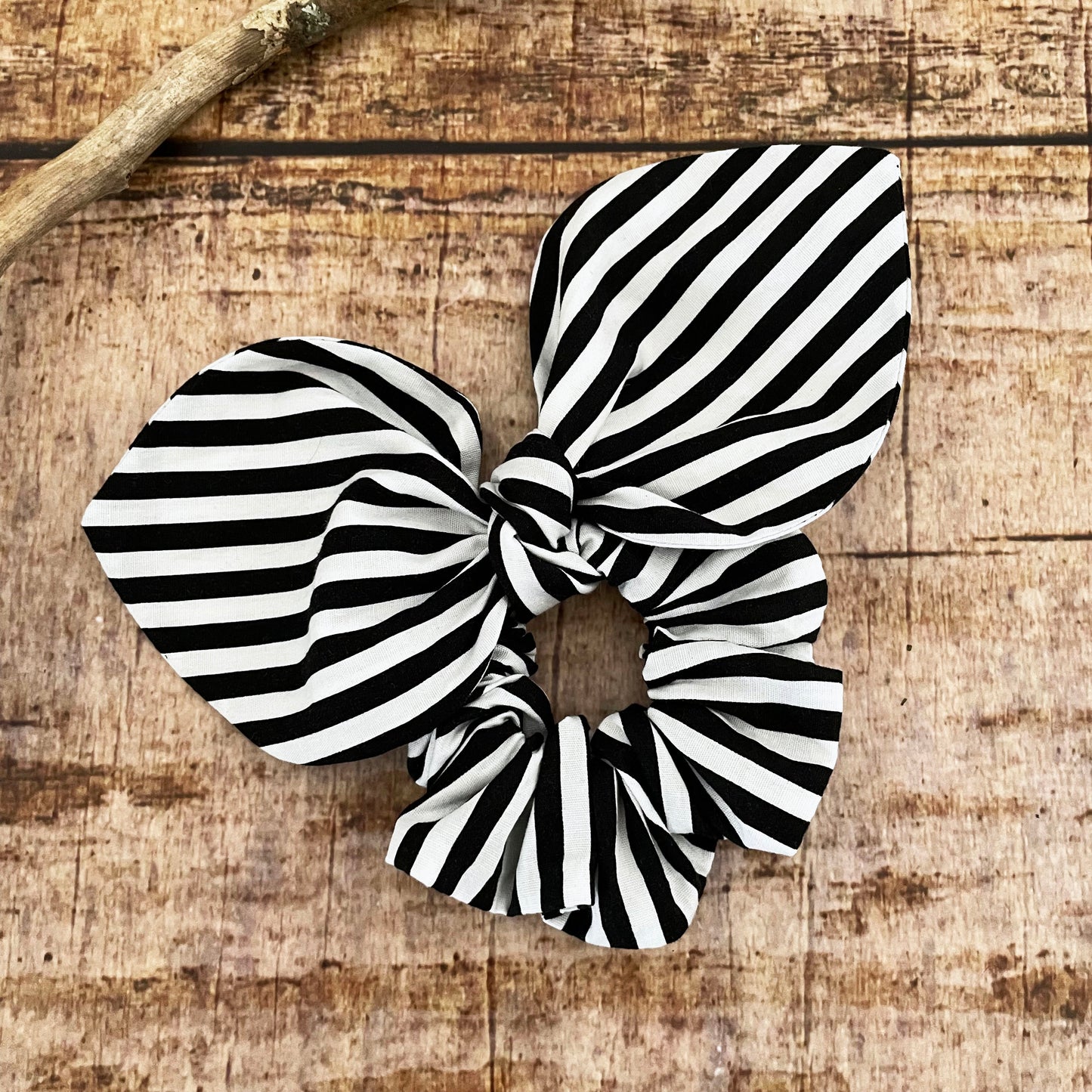 Scrunchie mit Schleife Streifen Haargummi