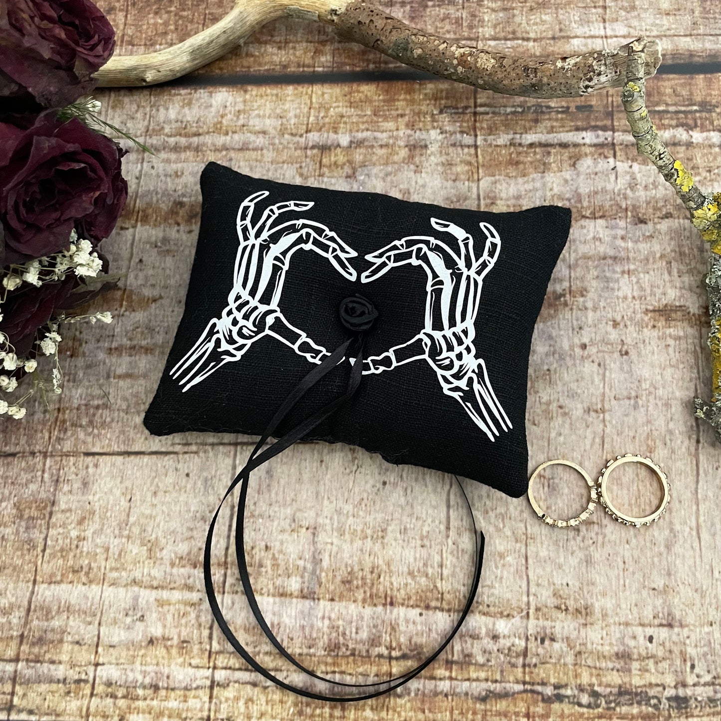 Ringkissen Skeleton Love Leinen schwarz gothic Wedding