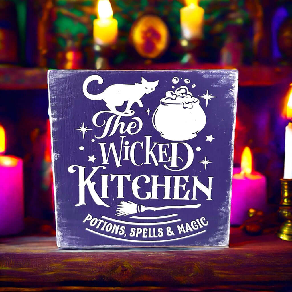 Holzschild The Wicked Kitchen
