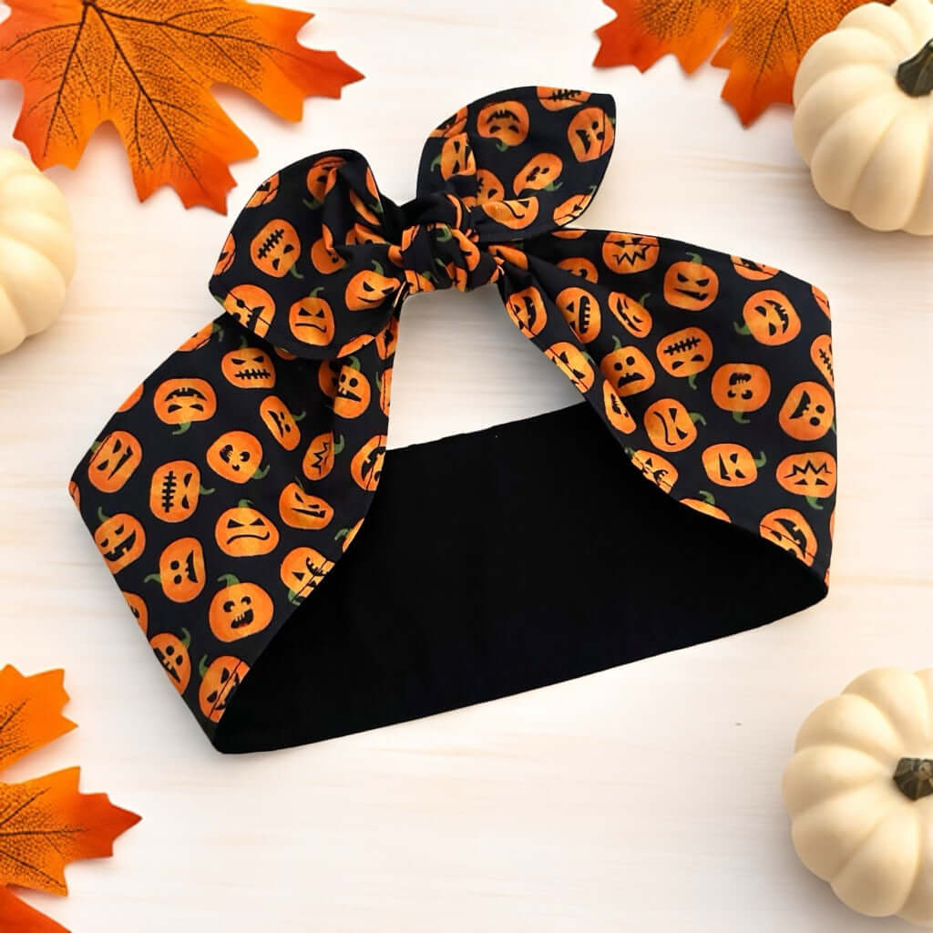 Haarband für Halloween aus Baumwolle, schwarz mit orangen Kürbissen