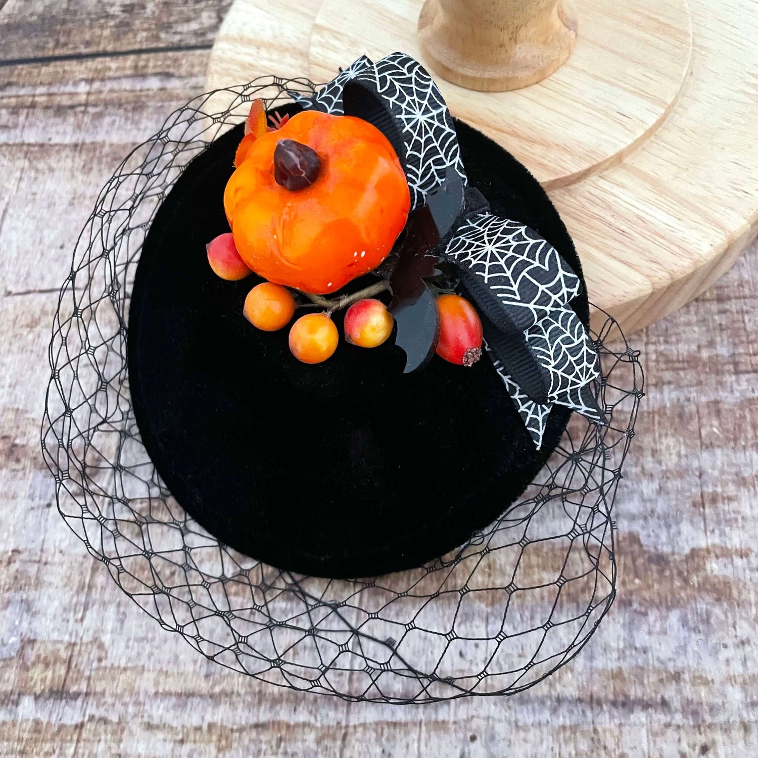Fascinator