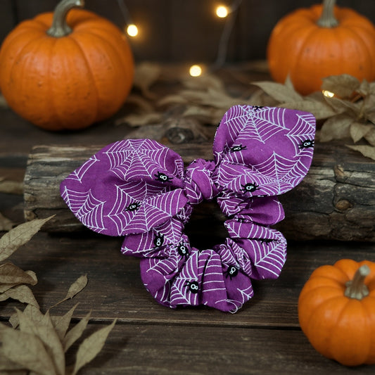 Scrunchie mit Schleife Spinnennetz lila
