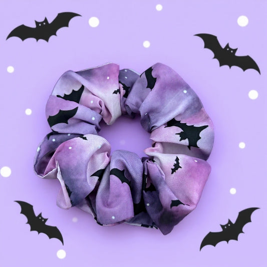 Scrunchie  Haargummi Fledermäuse lila
