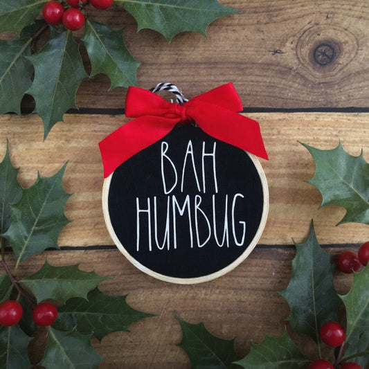 Stickrahmen Ornament BAH HUMBUG Creepmas Weihnachten