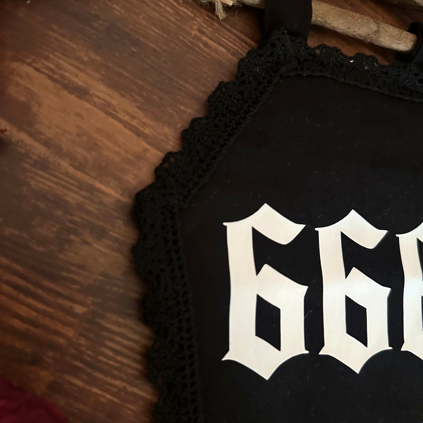 Wanddekoration Banner Sarg 666