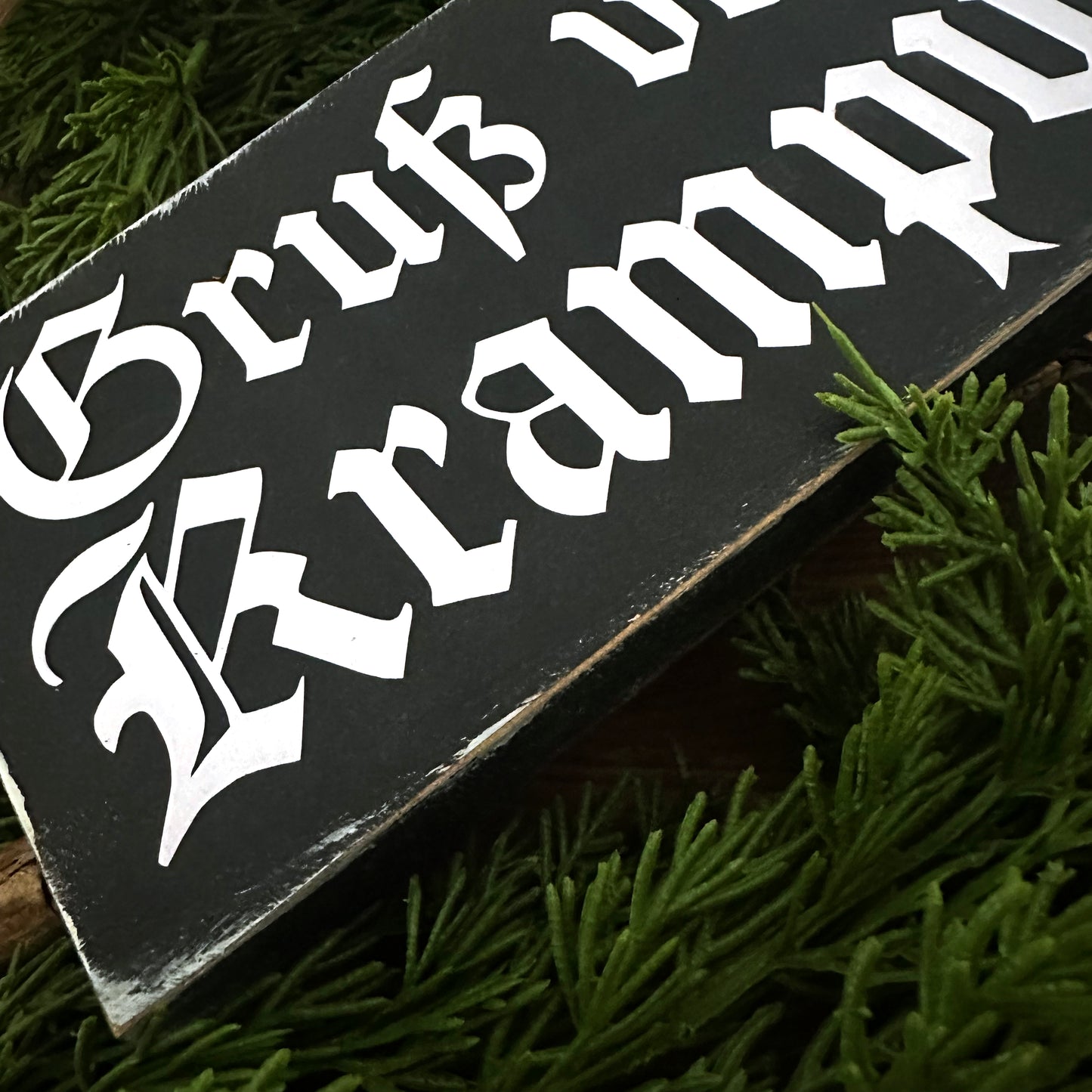 Creepmas Holzschild Gruss vom Krampus