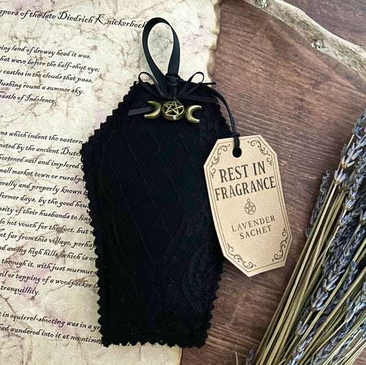 Schwarzes Lavendel Duftkissen in Sargform aus Stoff, handgemacht, mit getrocknetem Lavendel gefüllt, Gothic Dekoration