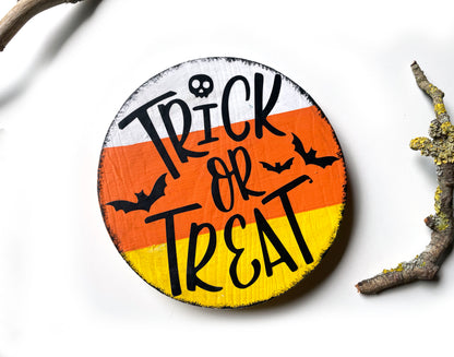 Holzschild Halloween Farmhouse Trick or Treat Candycorn