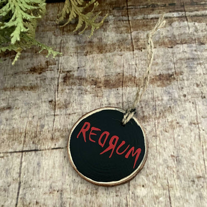 Creepmas Holz Ornament Anhänger REDRUM