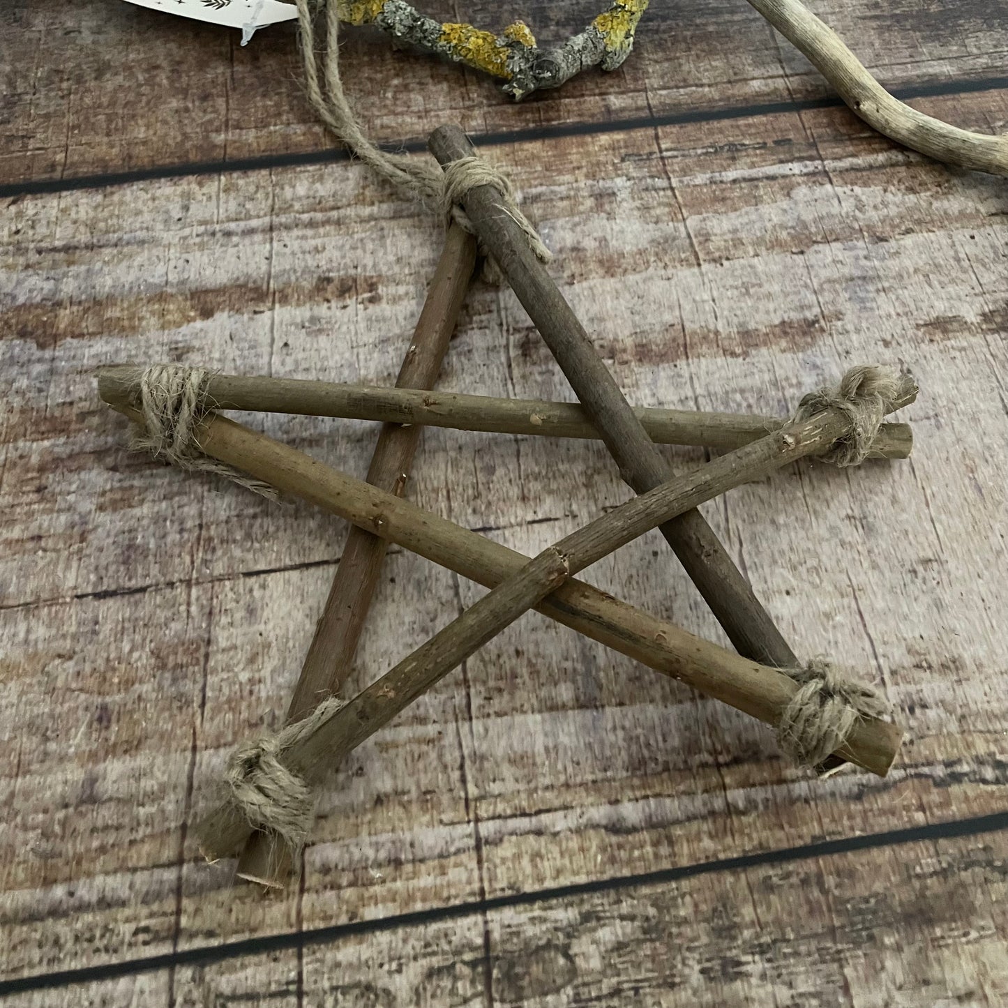 Hängedekoration Pentagram aus Weidenzweigen 20cm