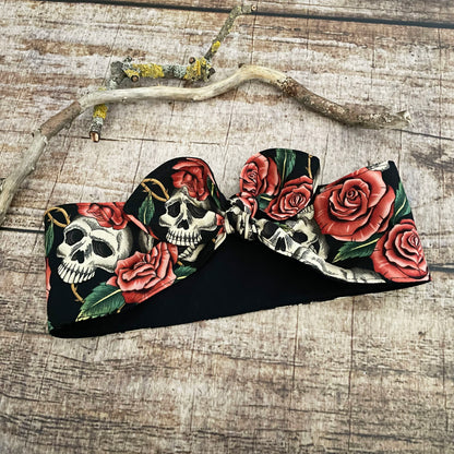 Haarband Rockabilly Skulls & Roses Bandana