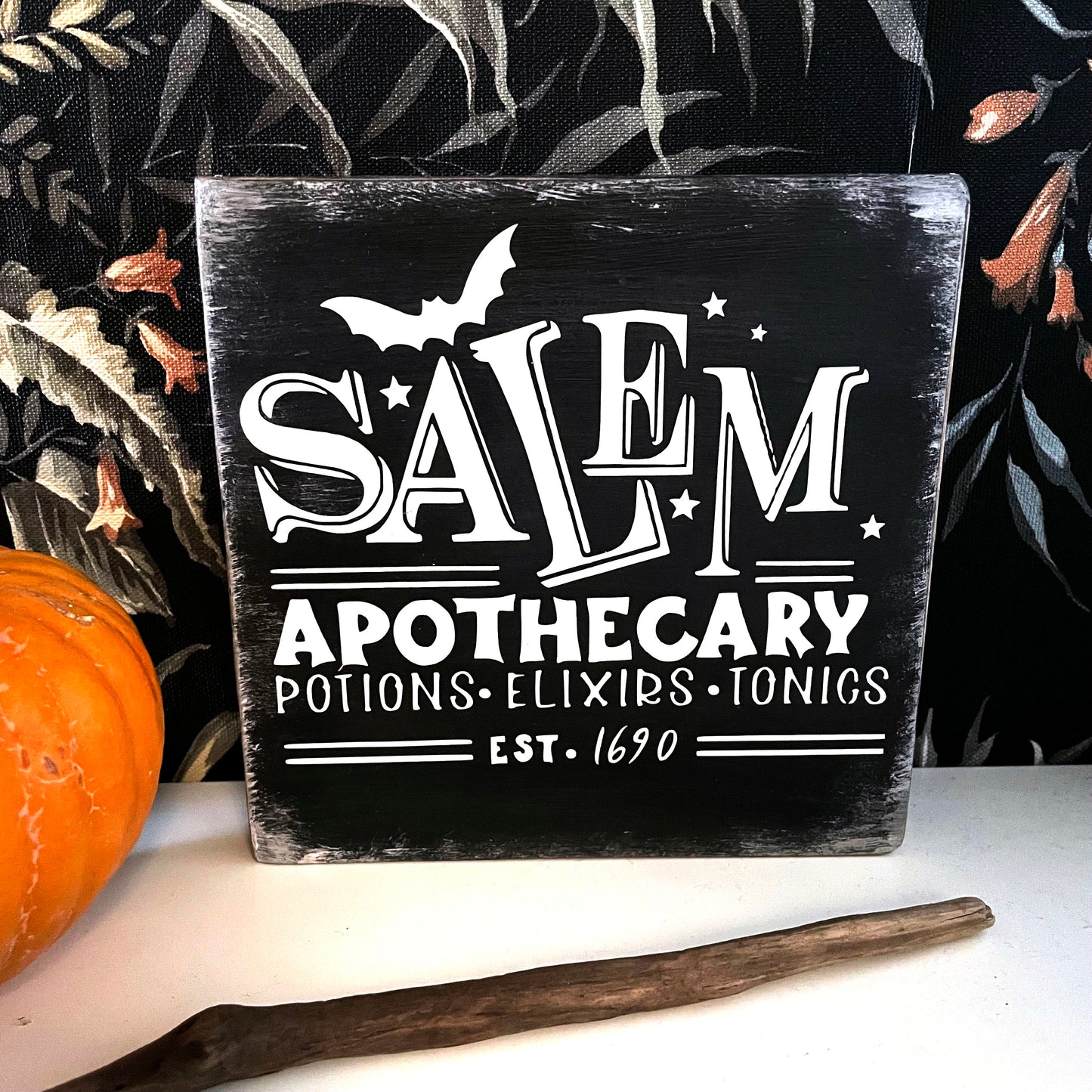 Holzschild Salem Apothecary Dekoschild Farmhouse Halloween