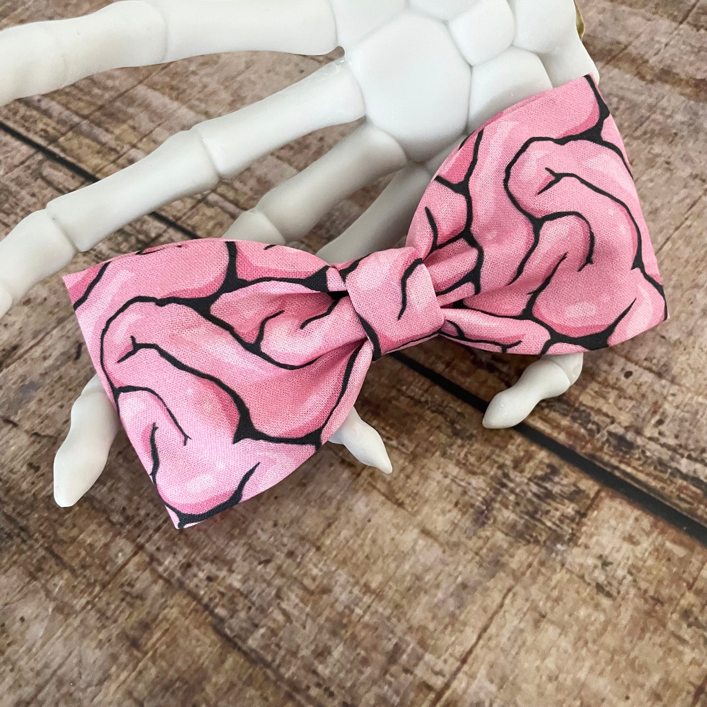 Haarschleife Brain Haarspange rosa