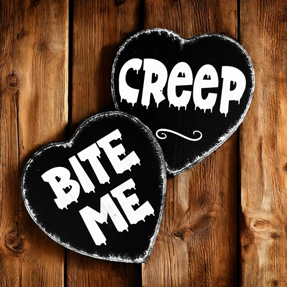 Holzschild Wanddeko Herz CREEP & BITE ME gothic