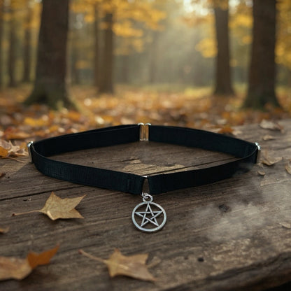 Pentagramm Choker – Schwarzes Gothic Halsband mit Pentagramm-Anhänger