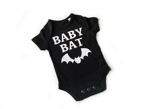 Kurzarmbody Baby Bat schwarz Halloween Gothic