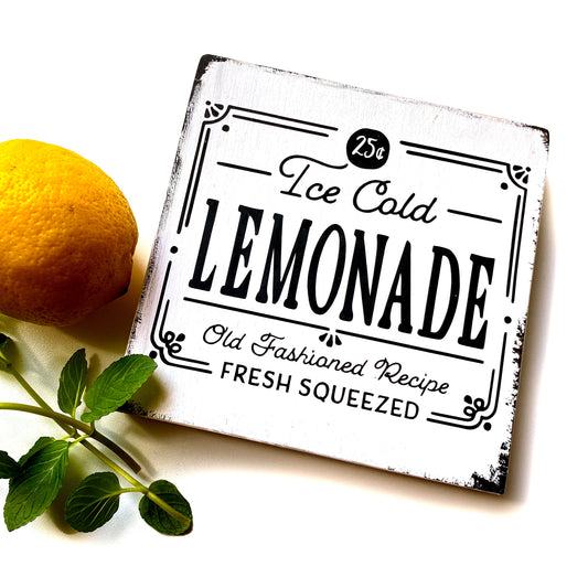 Holzschild Farmhouse Ice Cold Lemonade Dekoschild